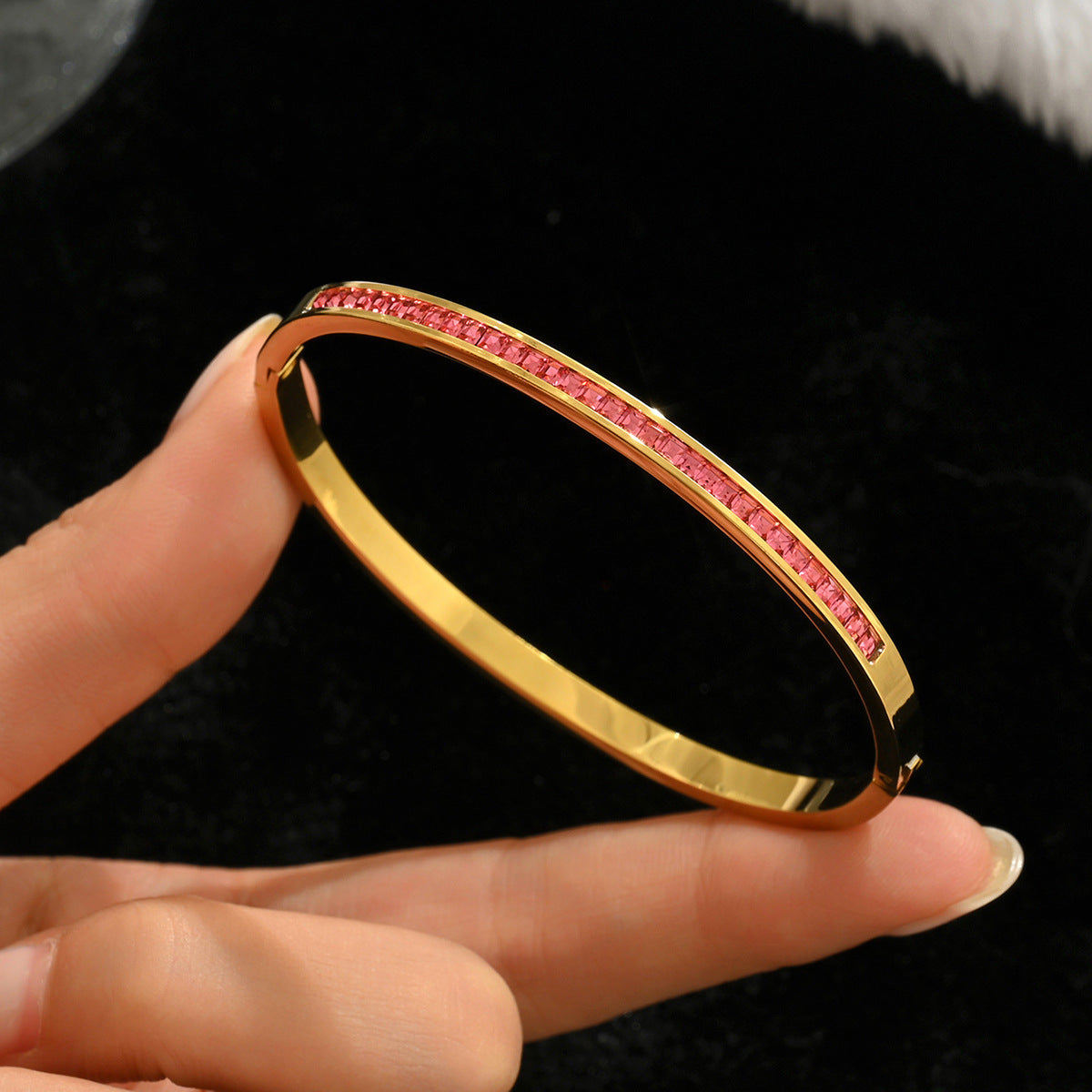 Stainless steel with Zircon or rinestone design bling bangles,18k gold plated color-resistant bangles