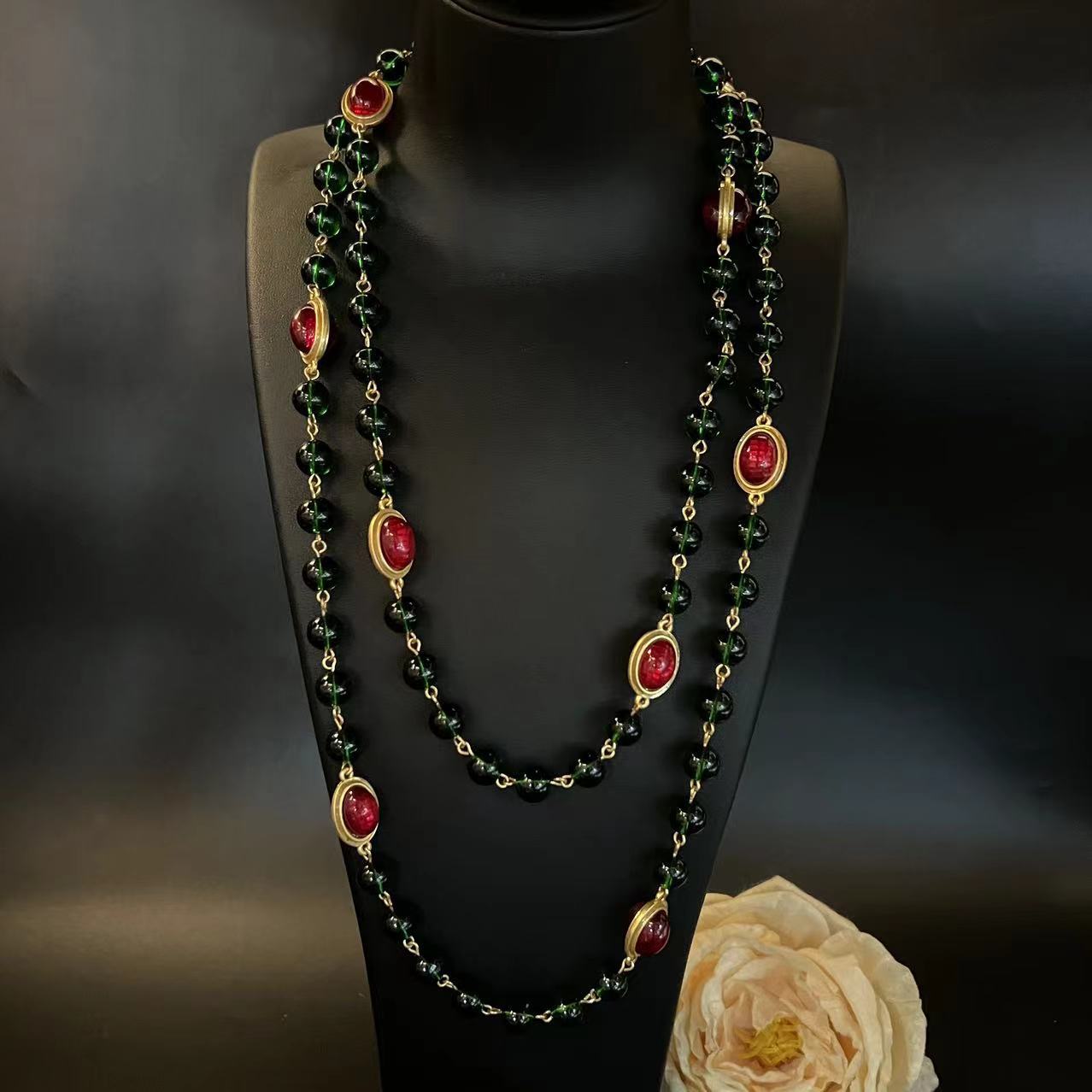 Vintage Emarald green Seal Glass Long Necklace, Earrings, Sweater Chain Set