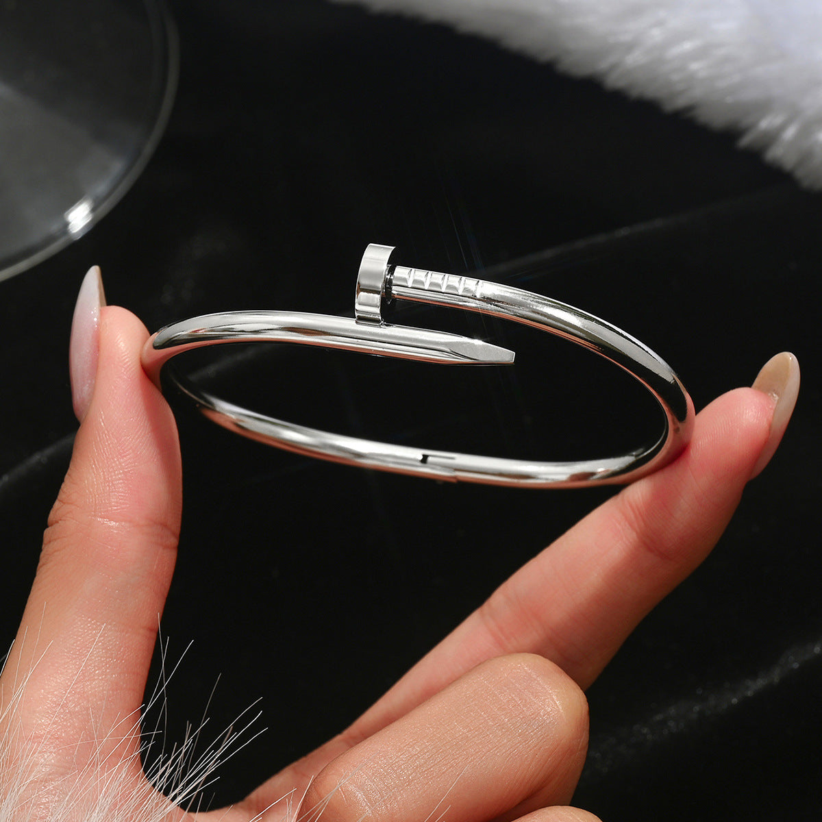 stainless steel nail bangle, color-resistant 18K gold plated bangle
